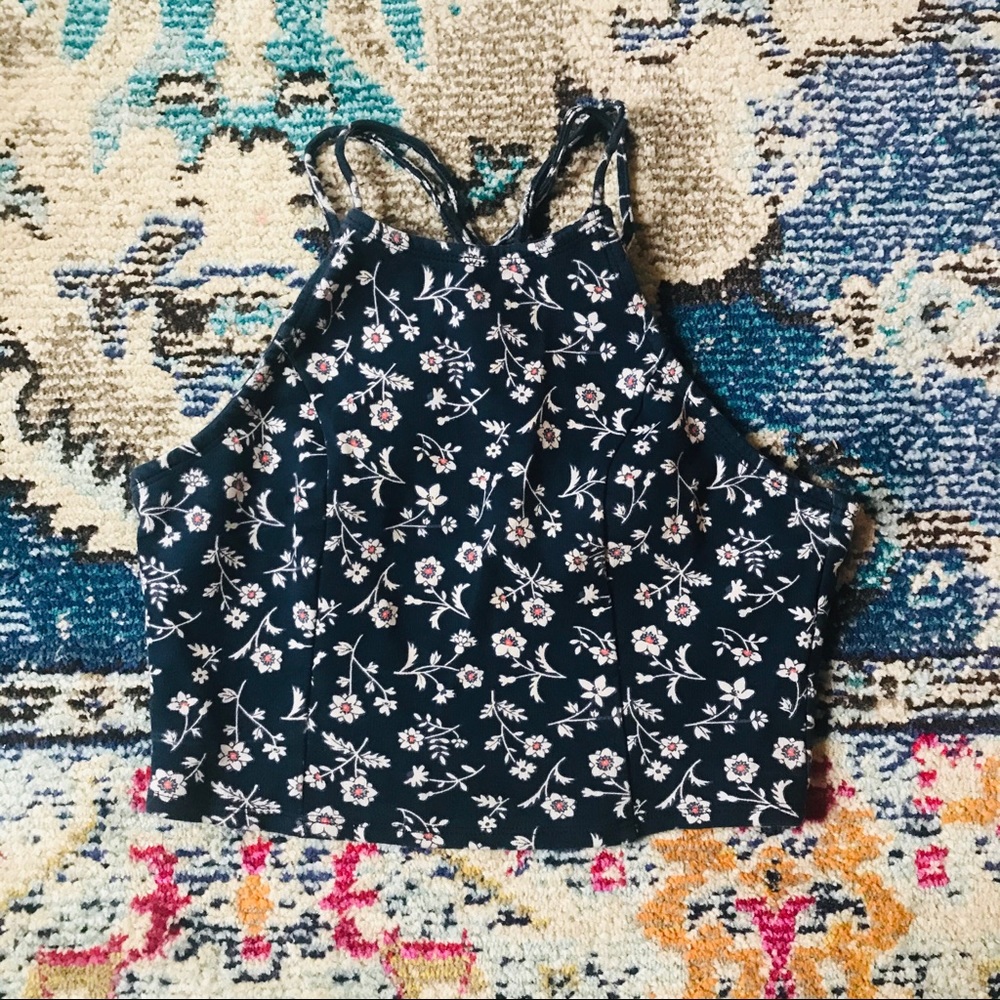 FREE with bundle Floral Crop Top